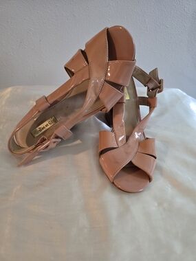 Louise et Cie Peach Patent Leather Slingback Heels
